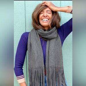 Lucky Brand Charcoal Gray Scarf